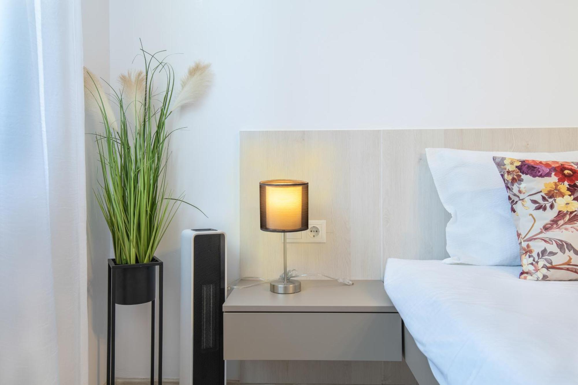 Springhome - Cozy Apartment With Balcony & Parking Brasov Ngoại thất bức ảnh