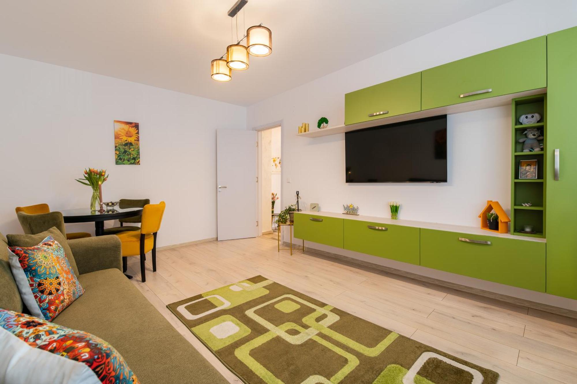Springhome - Cozy Apartment With Balcony & Parking Brasov Ngoại thất bức ảnh